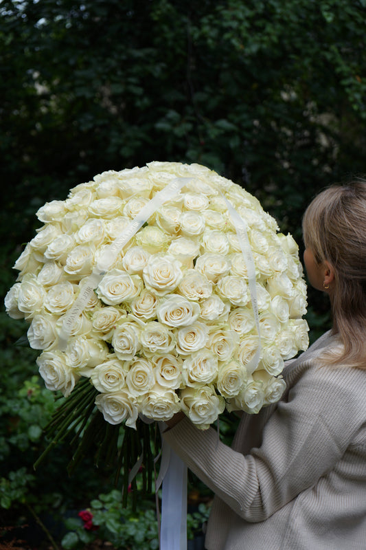 101 white rose bouquet
