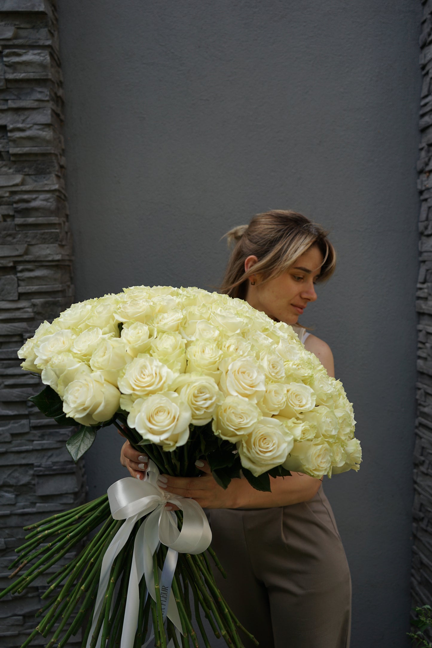 101 white rose bouquet