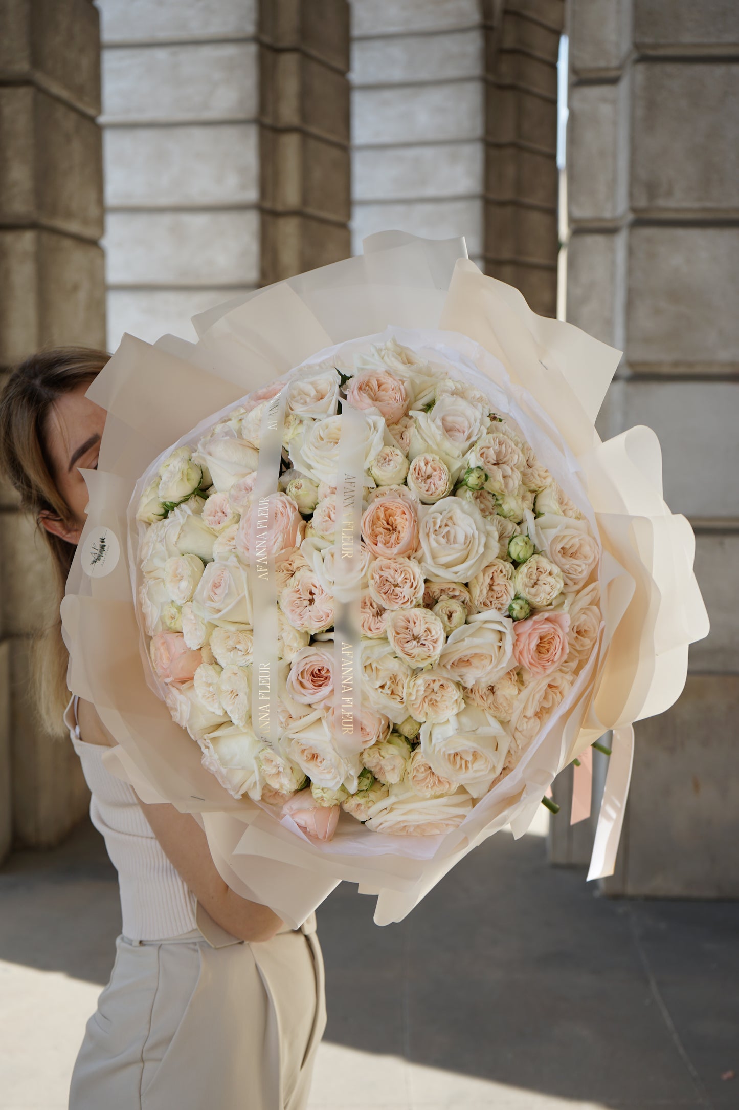 Mix of peony cream roses
