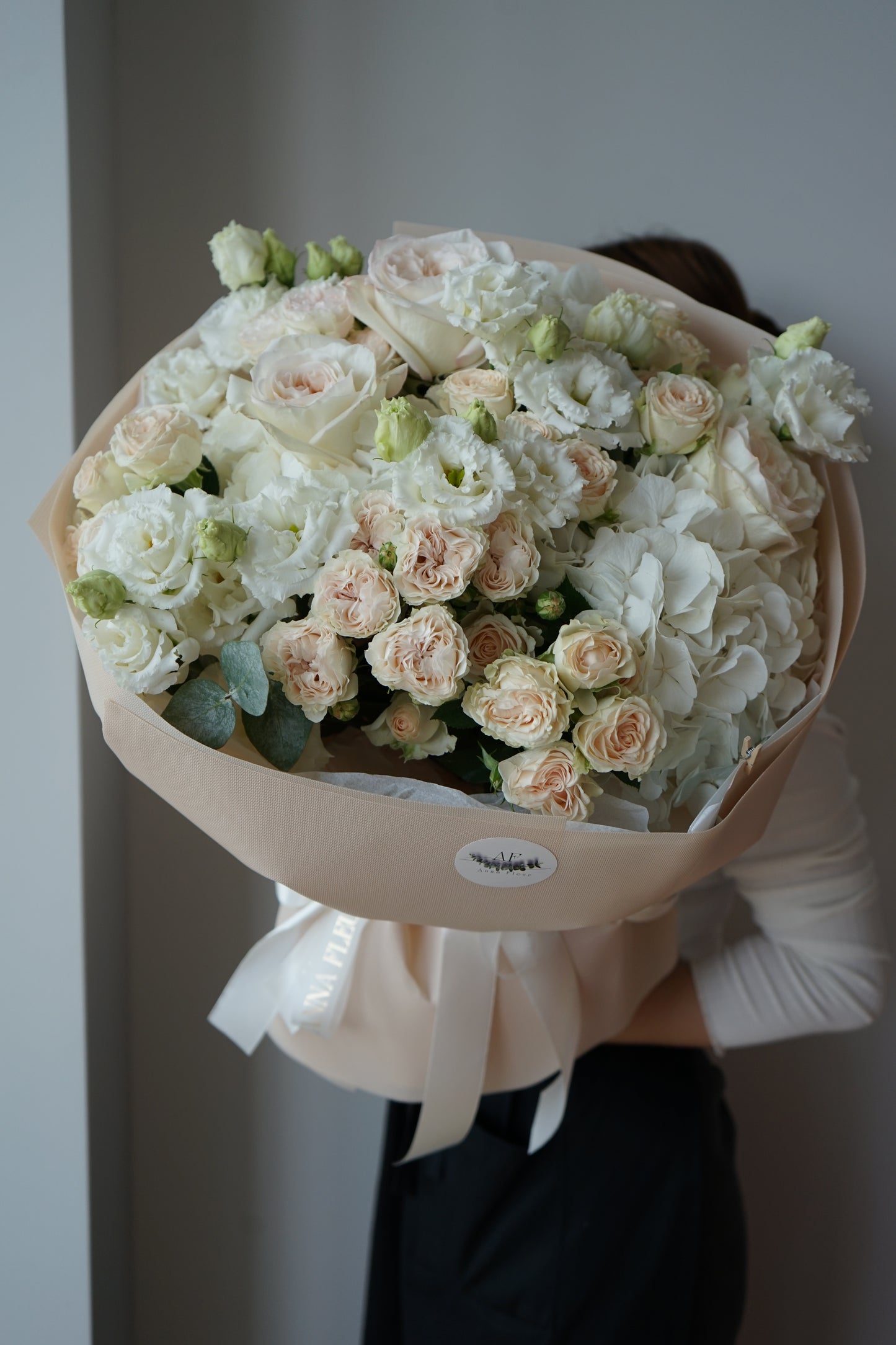 Bukiet "Soft Embrace"